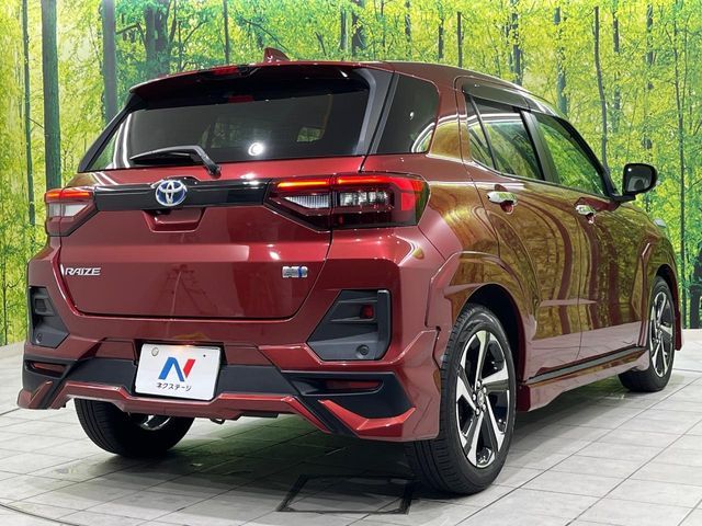 TOYOTA RAIZE HYBRID 2022