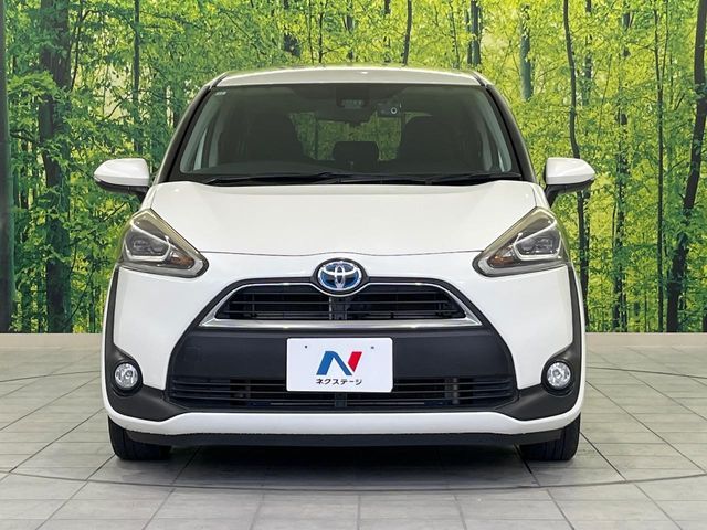 TOYOTA SIENTA HYBRID 2016