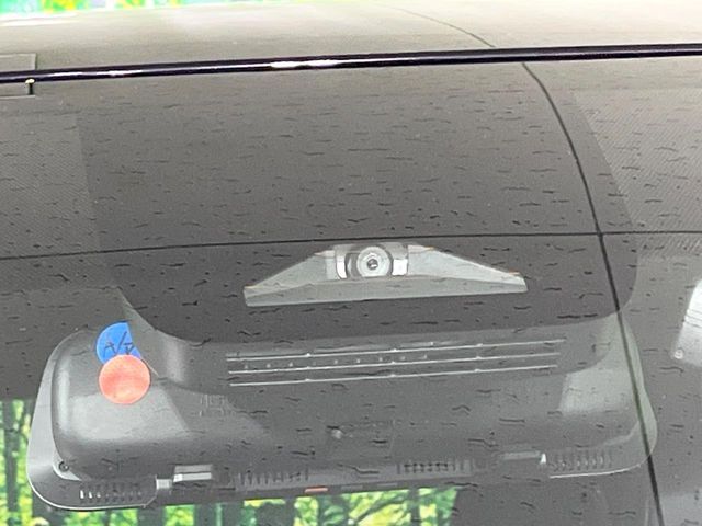 TOYOTA VOXY HYBRID 2024