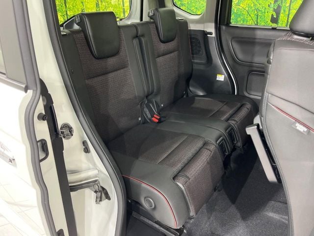 SUZUKI Spacia custom 4WD 2024