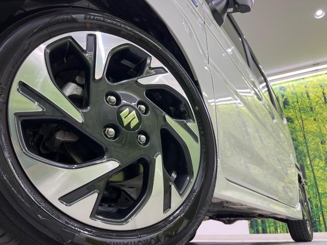 SUZUKI Spacia custom 4WD 2024