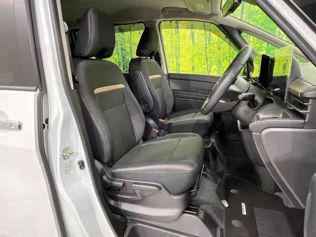 NISSAN SERENA  WG 2024