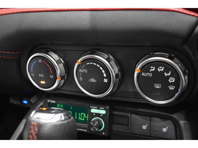 MITSUOKA Rock Star 2019