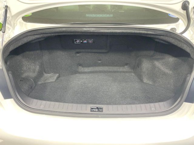 NISSAN SKYLINE HYBRID 2014