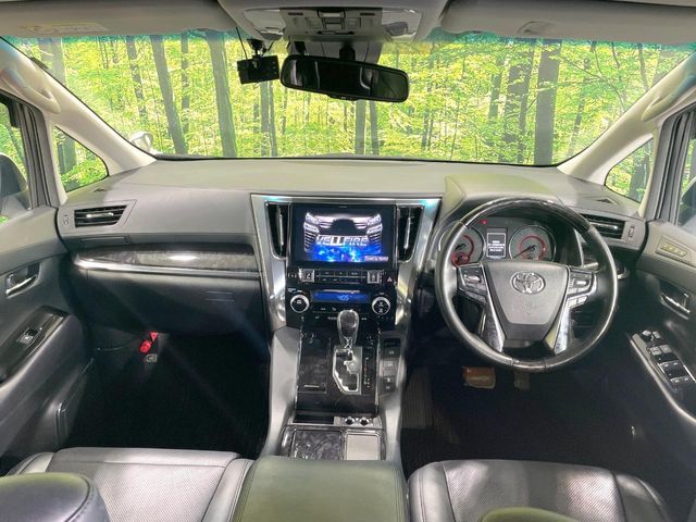 TOYOTA VELLFIRE 2019