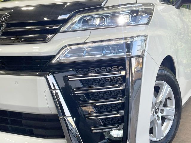 TOYOTA VELLFIRE 2019