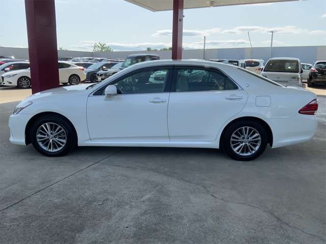 TOYOTA CROWN sedan 2010