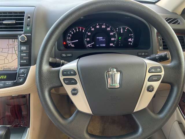 TOYOTA CROWN sedan 2010