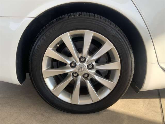 TOYOTA LEXUS LS600h 2010