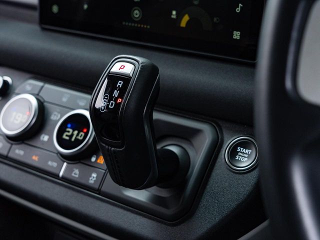 ROVER ROVER DEFENDER 2023