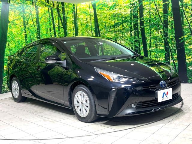 TOYOTA PRIUS 2021