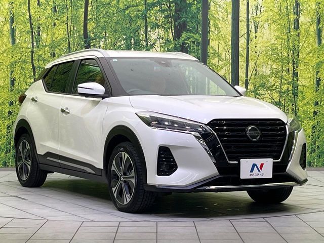 NISSAN KICKS 2021