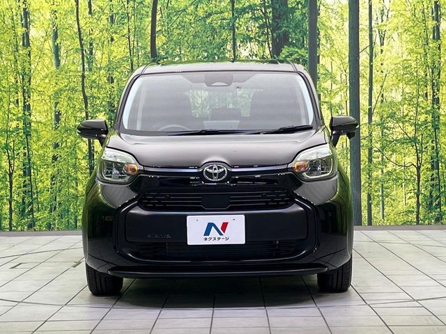 TOYOTA SIENTA HYBRID 2025