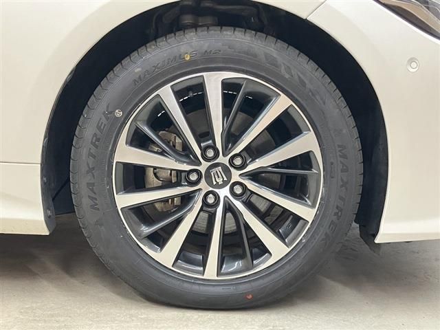 TOYOTA CROWN sedan hybrid 2020