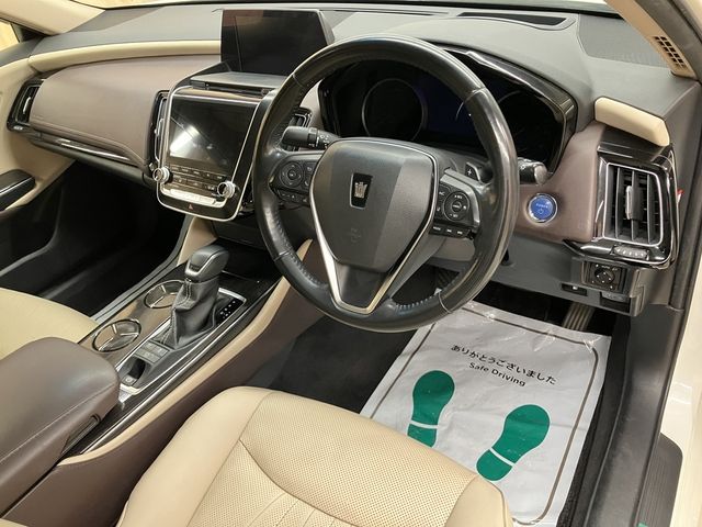 TOYOTA CROWN sedan hybrid 2020