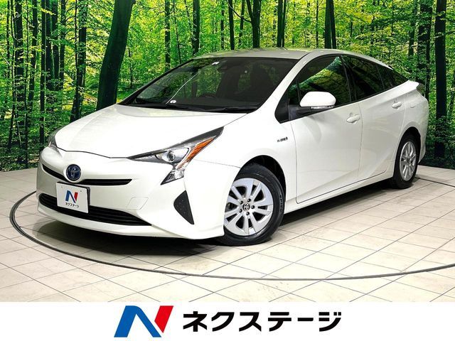 TOYOTA PRIUS 2016