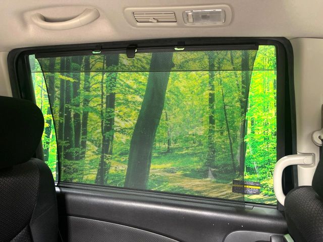 NISSAN SERENA  S-HYBRID 2012