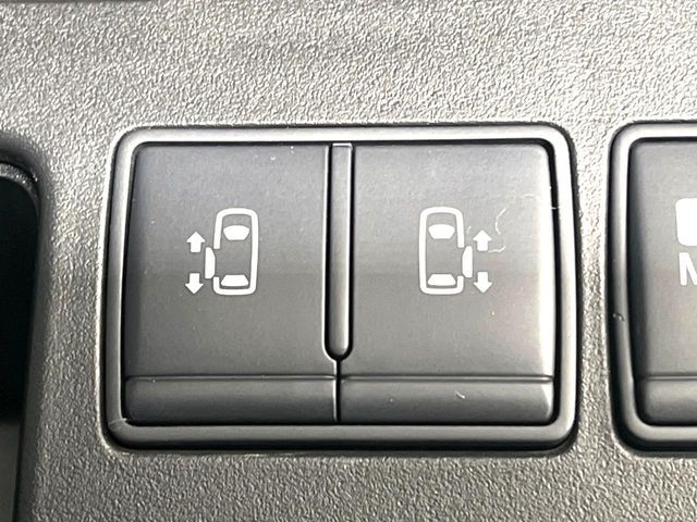 NISSAN SERENA  S-HYBRID 2012