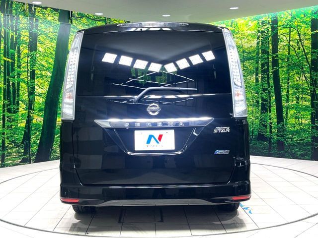 NISSAN SERENA  S-HYBRID 2012