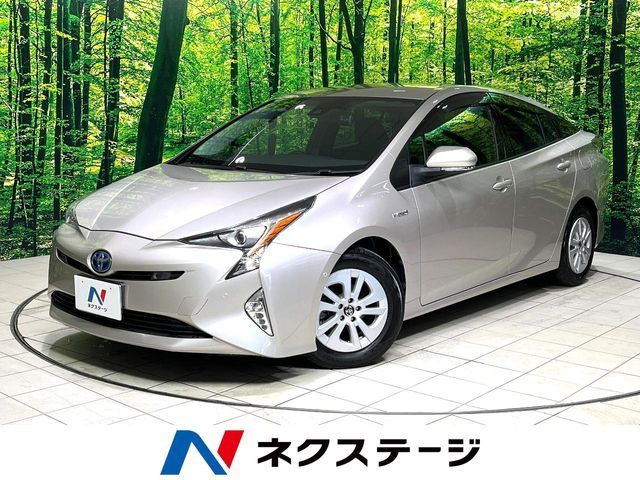 TOYOTA PRIUS 2016
