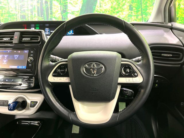 TOYOTA PRIUS 2016