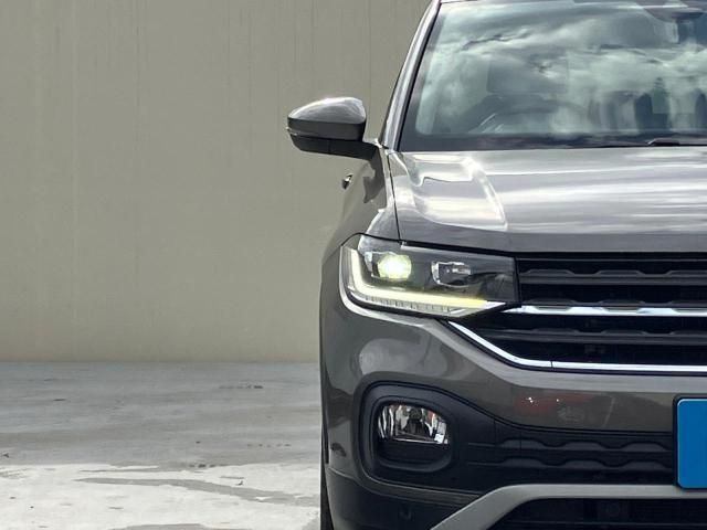 VOLKSWAGEN VOLKSWAGEN T-Cross 2021