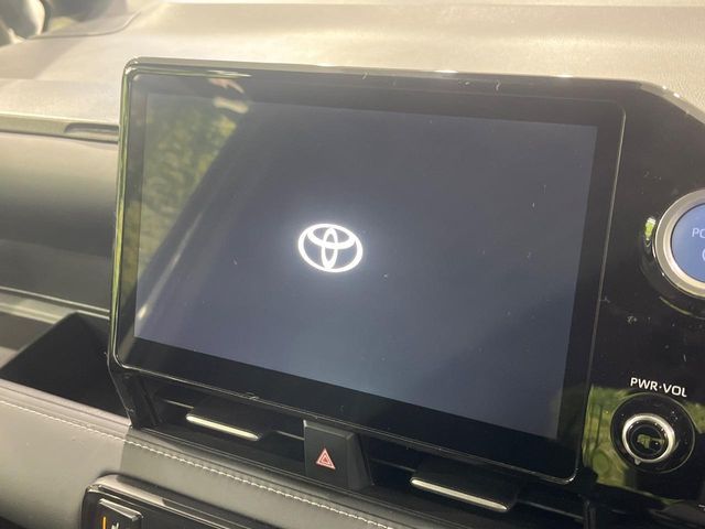 TOYOTA NOAH HYBRID 4WD 2022