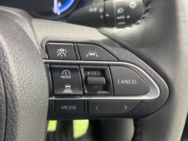 TOYOTA NOAH HYBRID 4WD 2022