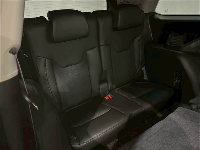 JEEP JEEP COMMANDER 2023