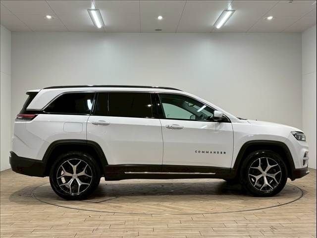 JEEP JEEP COMMANDER 2023