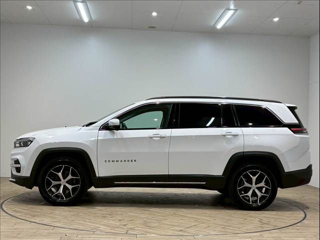 JEEP JEEP COMMANDER 2023