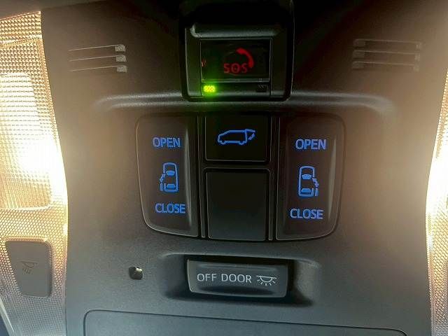 TOYOTA VELLFIRE 2021