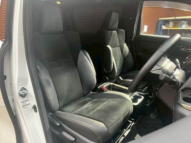 TOYOTA VELLFIRE 2021