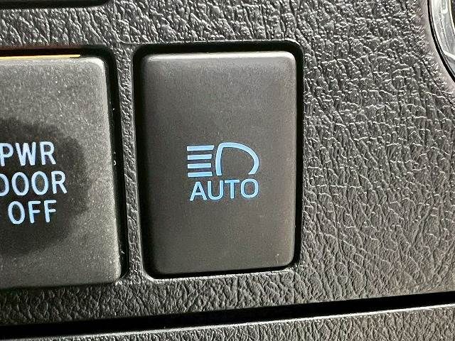 TOYOTA VELLFIRE 2021