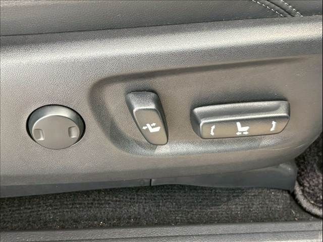 TOYOTA LANDCRUISER PRADO 2023