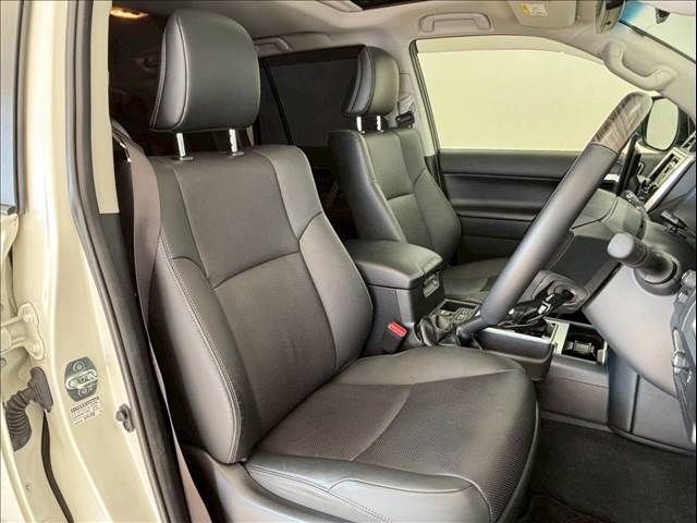 TOYOTA LANDCRUISER PRADO 2023