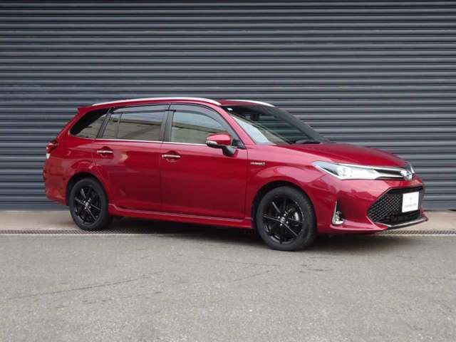 TOYOTA COROLLA FIELDER HYBRID 2017