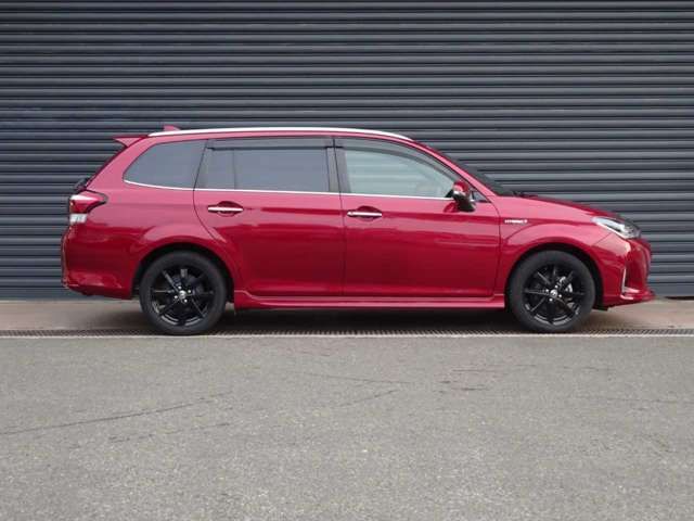 TOYOTA COROLLA FIELDER HYBRID 2017