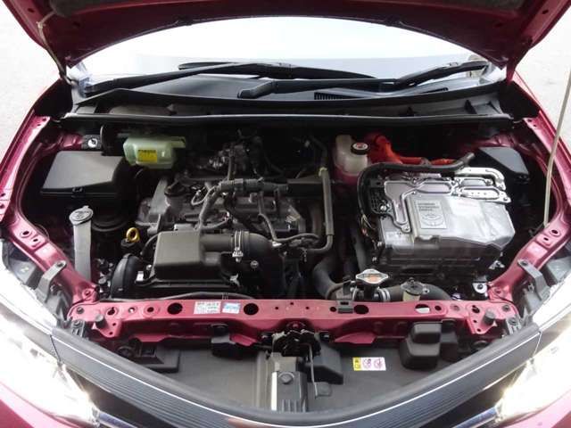 TOYOTA COROLLA FIELDER HYBRID 2017