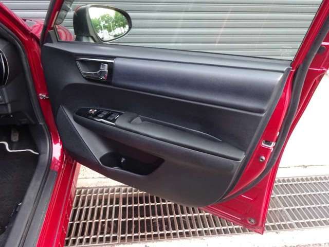 TOYOTA COROLLA FIELDER HYBRID 2017