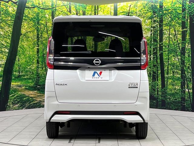 NISSAN ROOX 4WD 2023