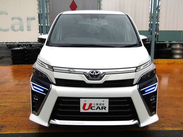 TOYOTA VOXY 2020