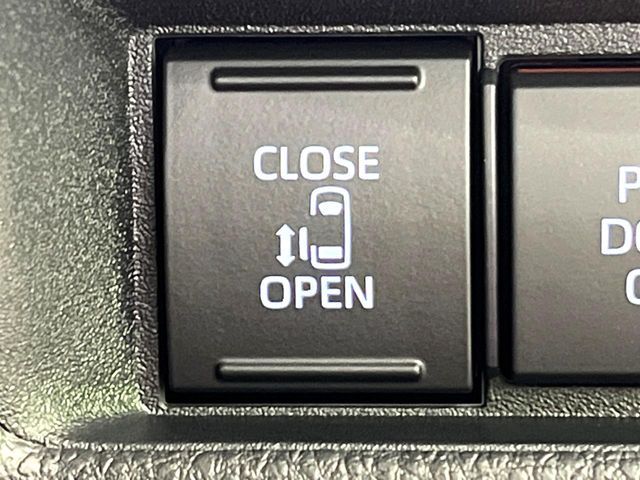 TOYOTA SIENTA HYBRID 2025