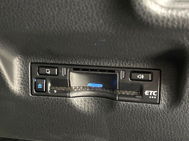 TOYOTA SIENTA HYBRID 2022