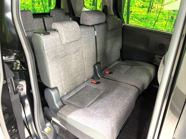 TOYOTA SIENTA HYBRID 2022