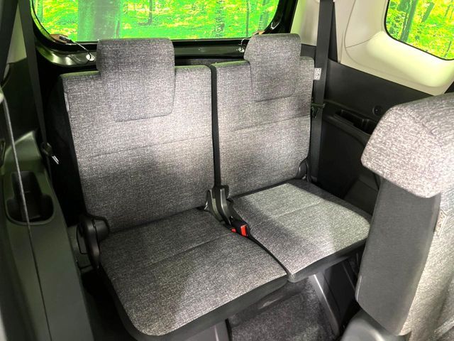 TOYOTA SIENTA HYBRID 2022