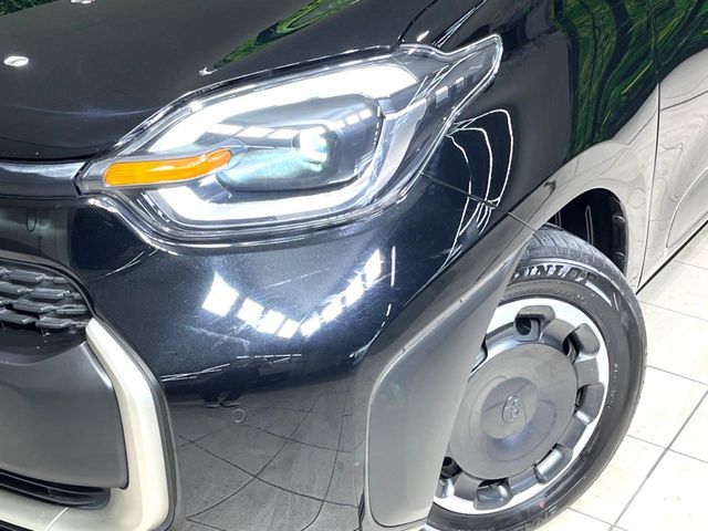 TOYOTA SIENTA HYBRID 2022