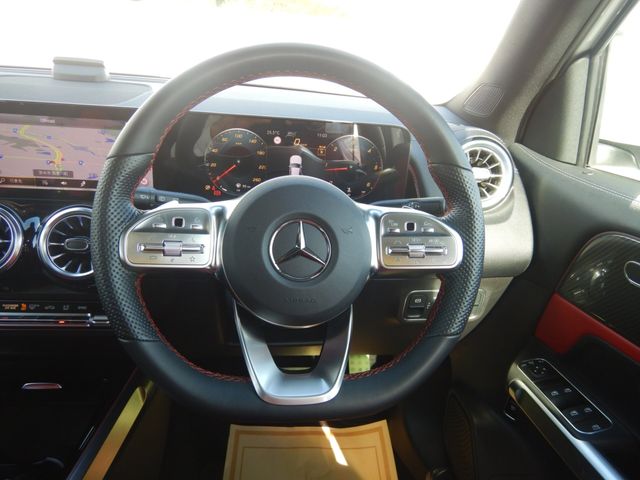 MERCEDES BENZ MERCEDES BENZ GLB 2022