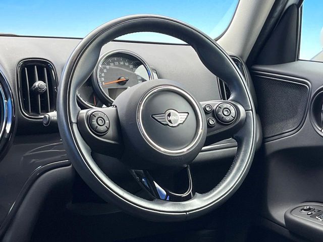 BMW BMW MINI ONE CROSSOVER 2018