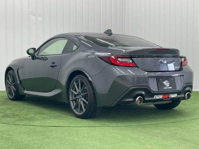 SUBARU BRZ 2022